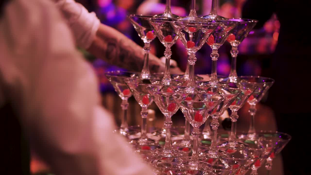 축제 행사 에서 페인 타워