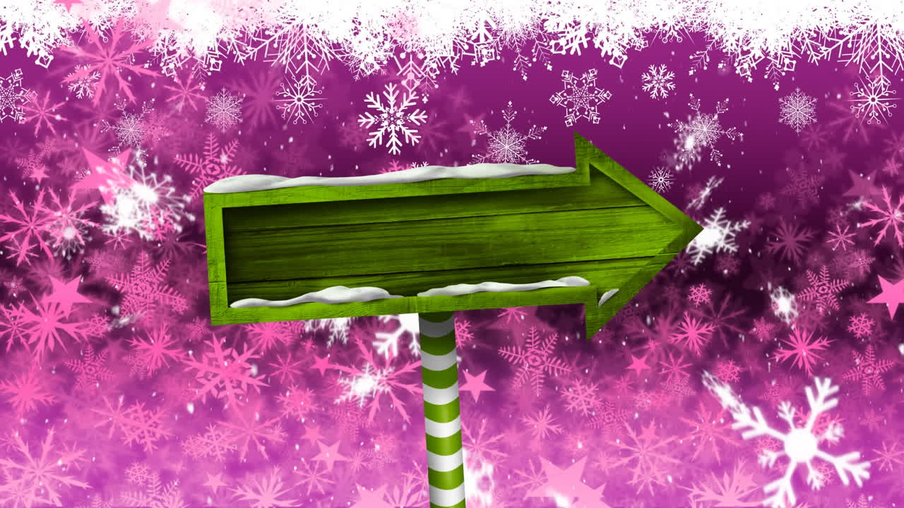 падающий снег и деревянная вывеска