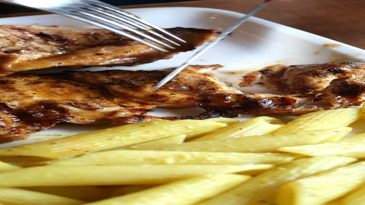 Grilled Chicken with Pasta