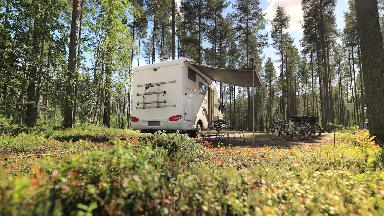 viajes de vacaciones en familia con caravana, viajes de vacaciones en autocaravana, vacaciones en caravana.