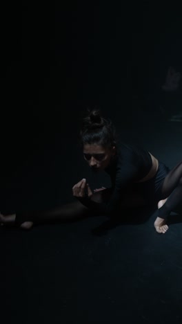 contemporary dance performance