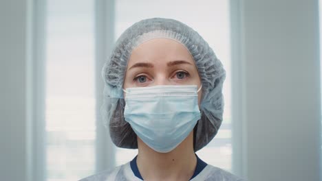 medical professional wearing protective gear