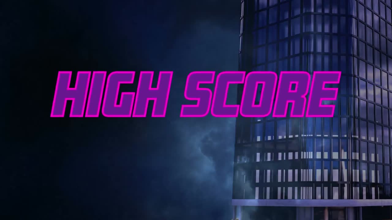 animación de texto de alta puntuación sobre relámpagos y paisaje urbano