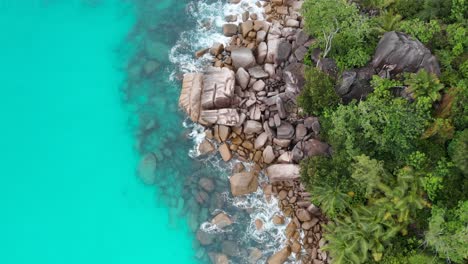 塞舌爾最美麗的海灘和青<unk>色水域的空中景色