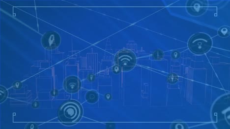animación de una red de iconos digitales sobre un modelo de ciudad giratoria contra un fondo azul