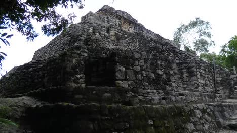 Detalle-Del-Templo-24-En-Chacchoben,-Sitio-Arqueológico-Maya,-Quintana-Roo,-México