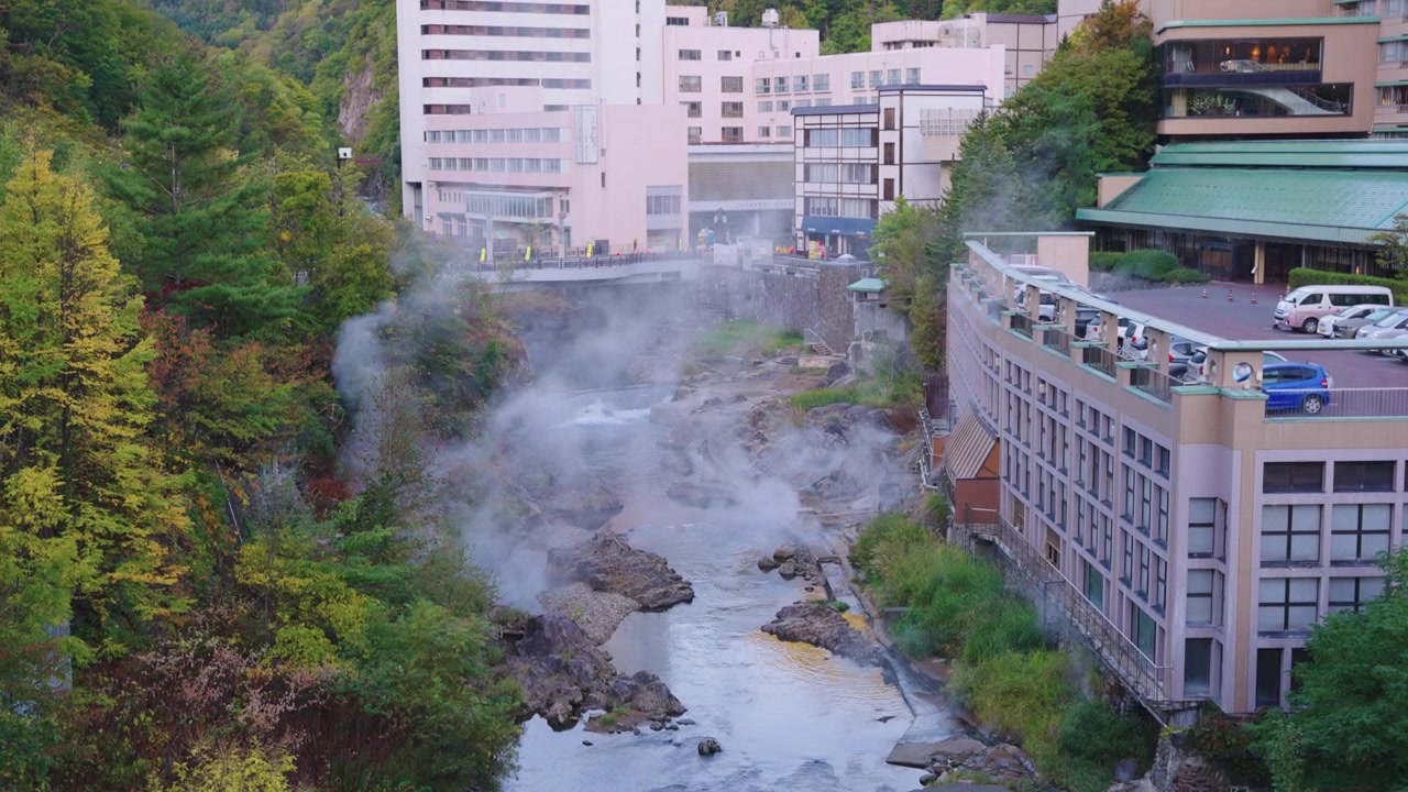 Valle Onsen a Sapporo, tranquilla cittadina con sorgenti termali, Valle di Jozankei
