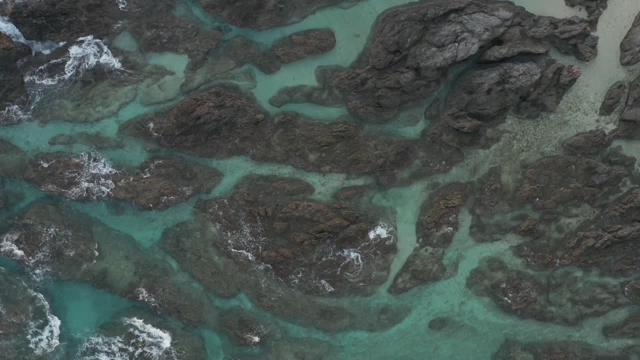 조수 웅덩이와 츠카사키의 야쿠시마 암초, 공중 조감도