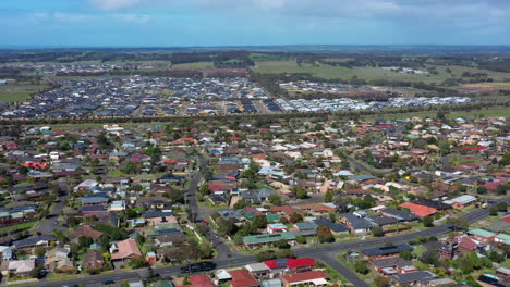 Neue-Immobilienentwicklungen-Aus-Der-Luft-Für-Grovedale-Und-Waurn-Ponds,-Australien