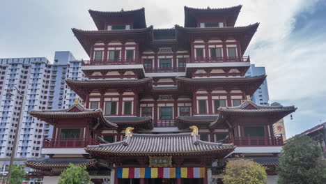 Buddha-Tooth-Relic-Temple-Chinatown,-Timelapse,-Hyperlapse