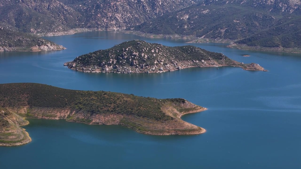 Luftfoto av San Vicente vannreservoar, San Diego County, California, USA, dronebilde