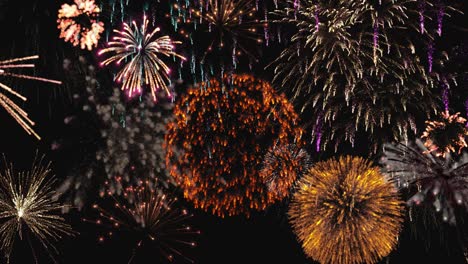 Cielo-Oscuro-Lleno-De-Fuegos-Artificiales-Del-4-De-Julio