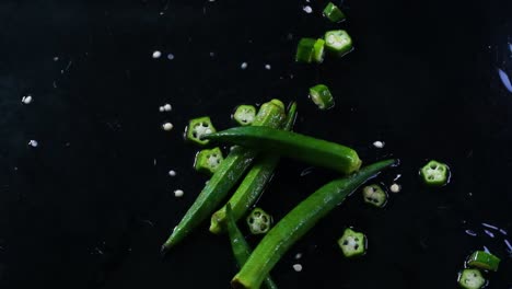 Freshly-harvested-lady's-fingers,-or-okra