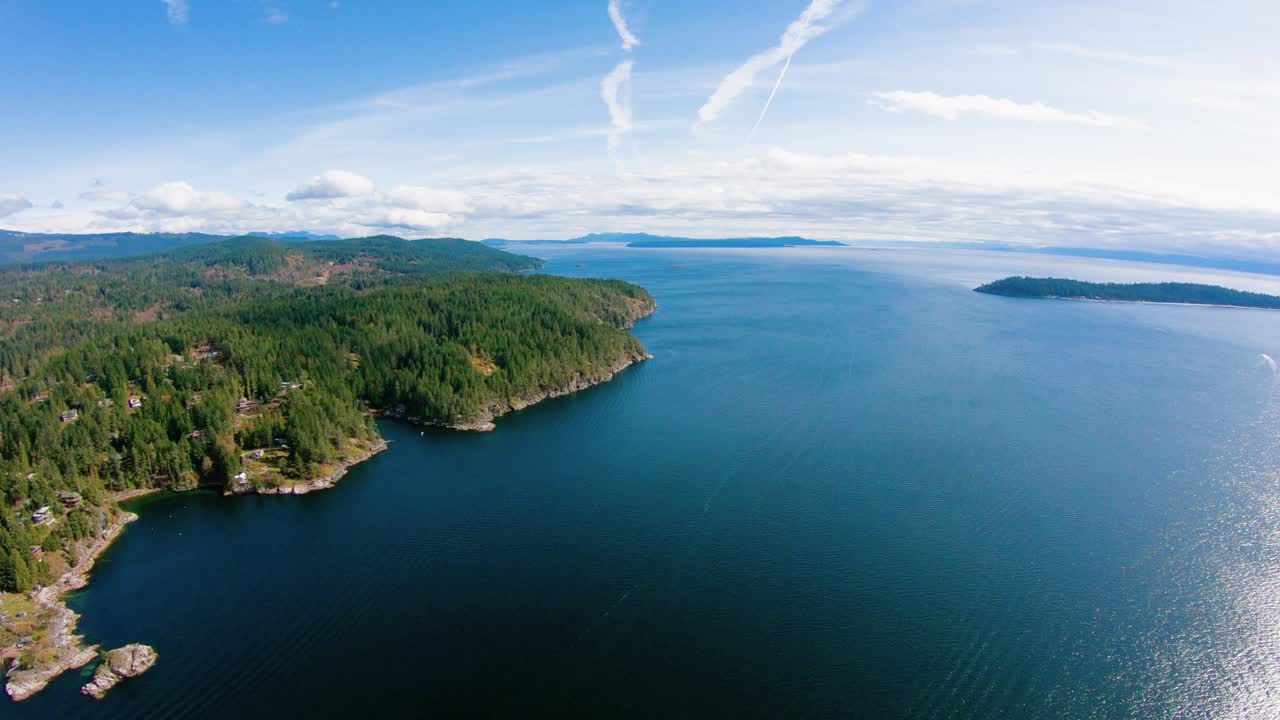 la costa de la luz del sol de lund, bc, la isla salada, vista aérea