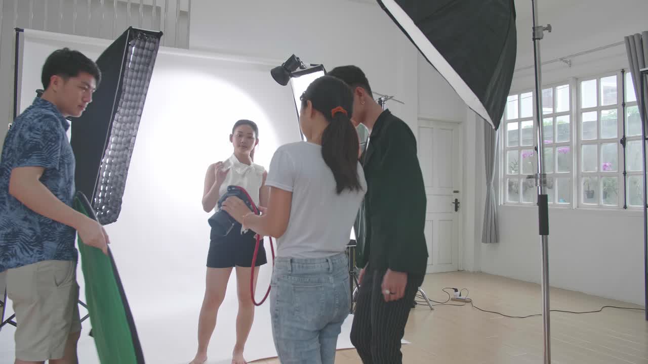 스튜디오에서 사진 촬영