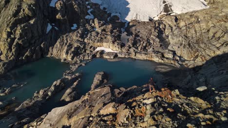 Increíble-Vista-Aérea-De-La-Escena-Itinerante-De-Nueva-Zelanda