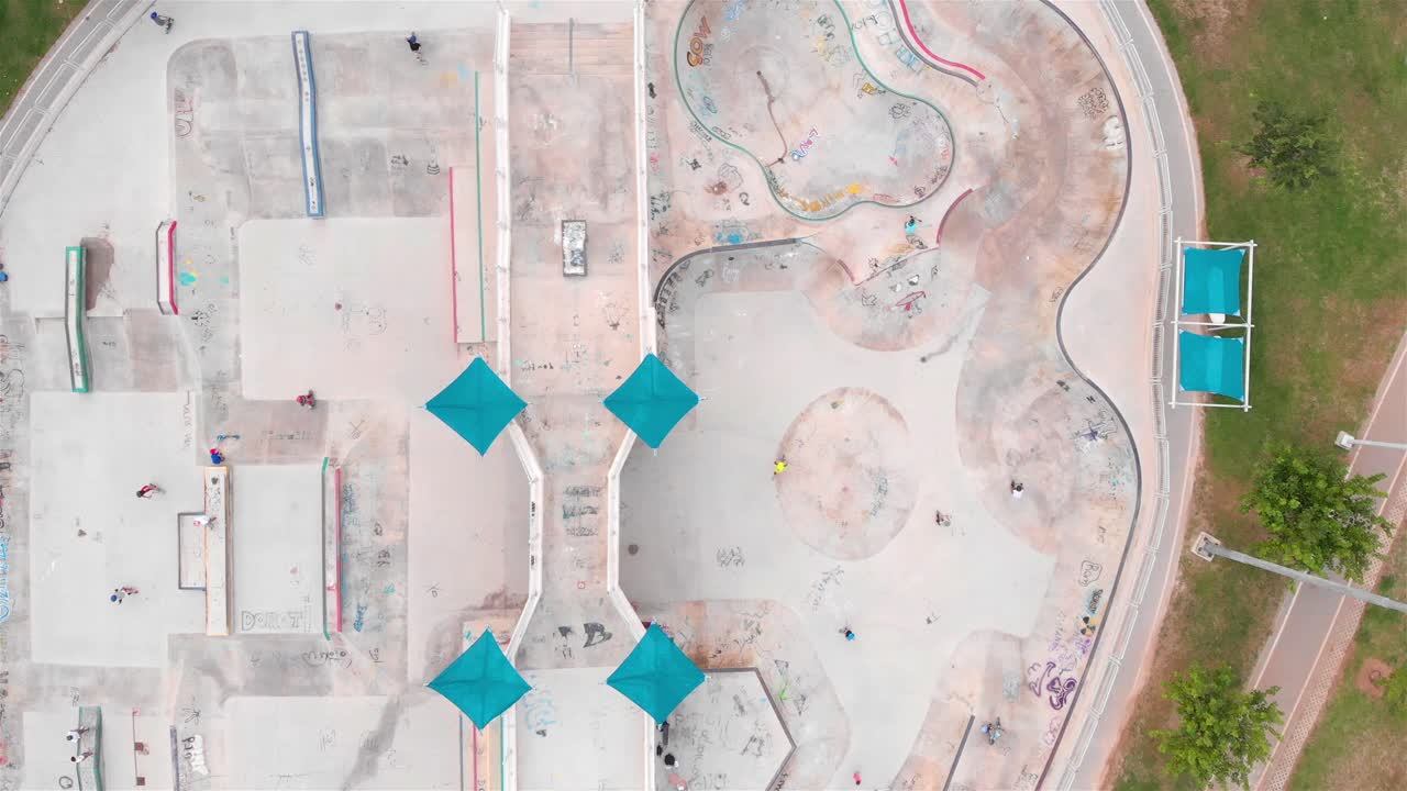 스케이트 파크 의 공중 사진