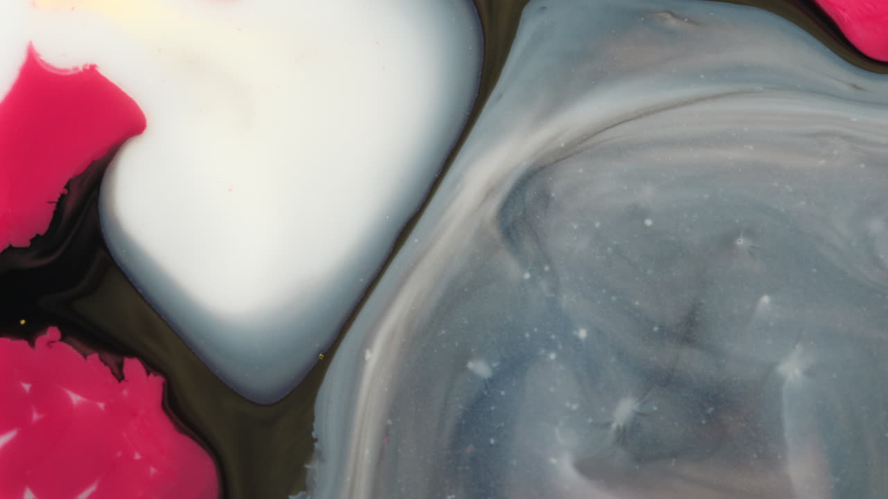 mezcla de colores líquidos rojos, blancos y negros