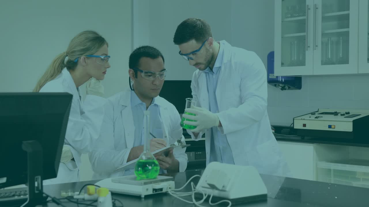 Animación del Día Mundial contra el Cáncer sobre diversos trabajadores de laboratorio (hombres y mujeres) tomando notas
