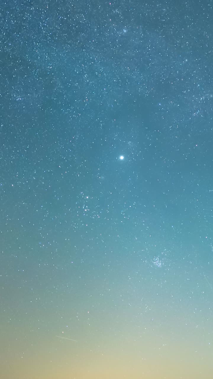 Winter Milky Way sky only vertical time lapse on a clear, starry night