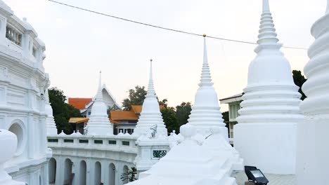 los templos blancos de tailandia