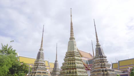 pagoda en wat pho, en la ciudad de bangkok, tailandia.