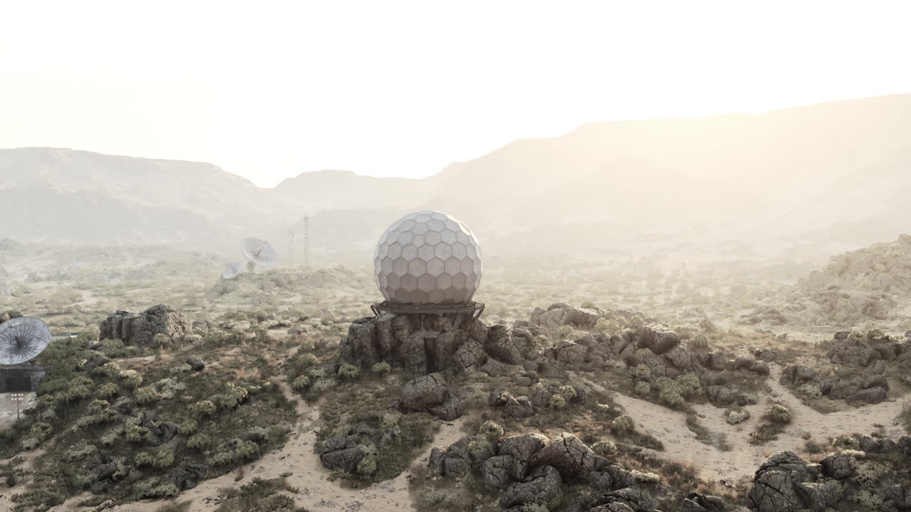 사막 풍경 에 있는 미래적 인 레이더 스테이션