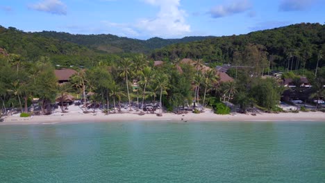 Destroyed-by-tourism-no-people,-empty-beach