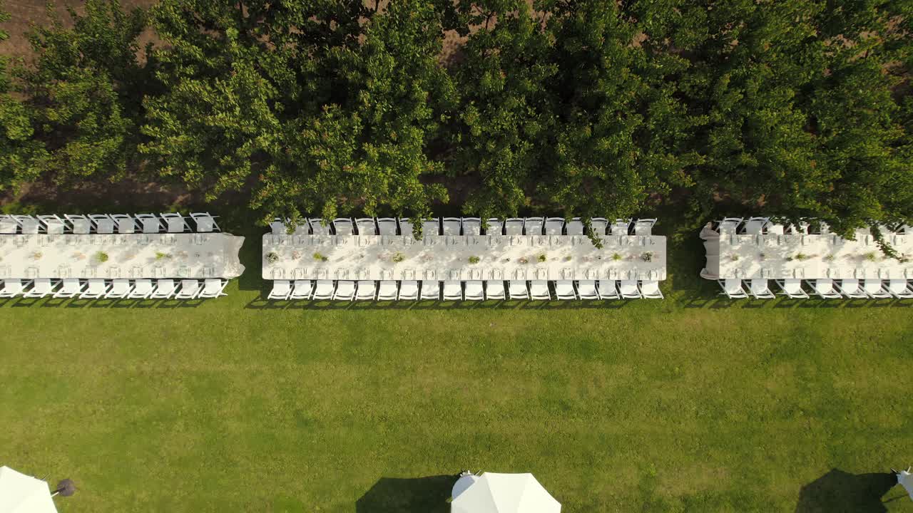 25 акров персиковых и абрикосовых садов вдоль берегов озера онтарио