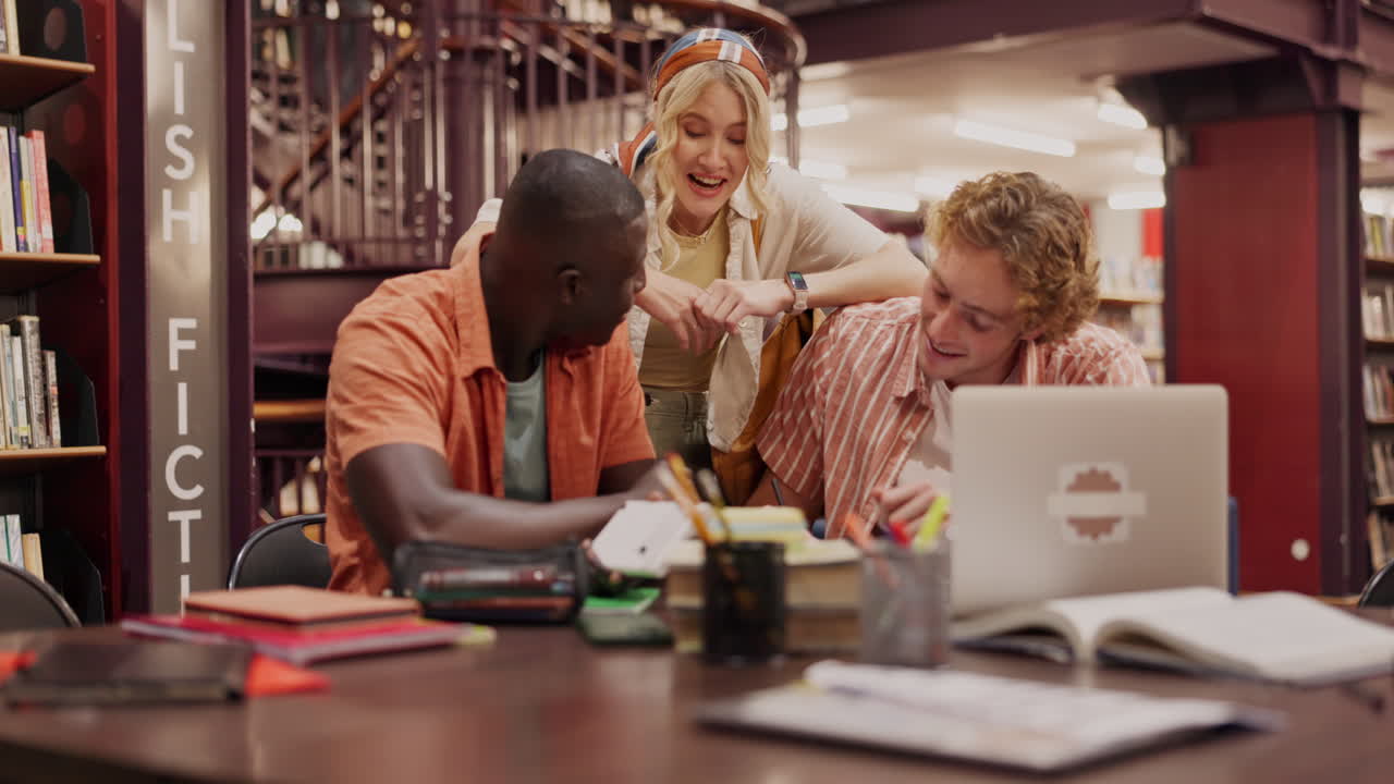 Students studying together in the library