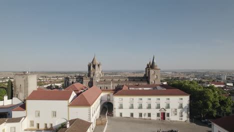 catedral de evora en portugal. reversa aérea