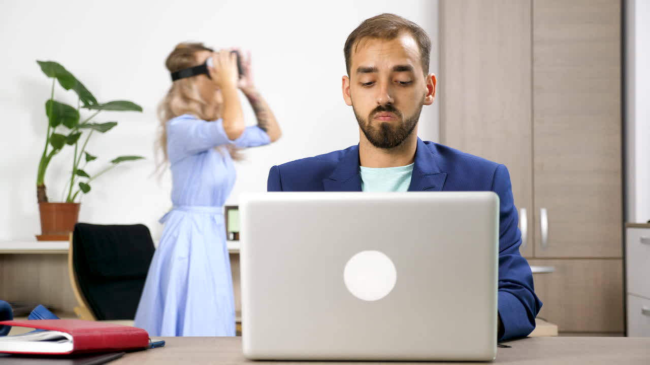 People in office using virtual reality