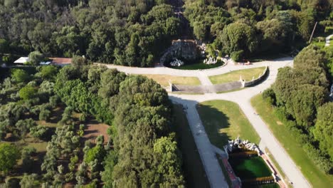 Famous-reggia-of-Caserta,-Italy