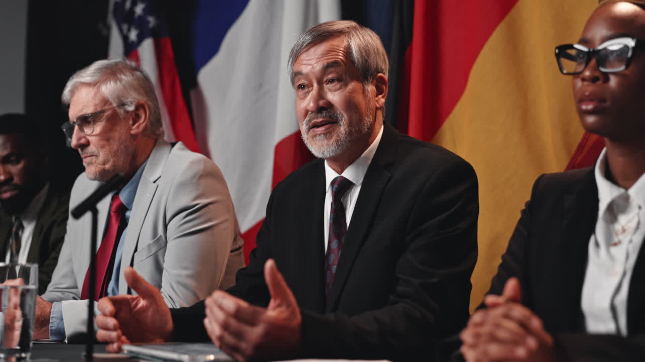 Press conference with international representatives