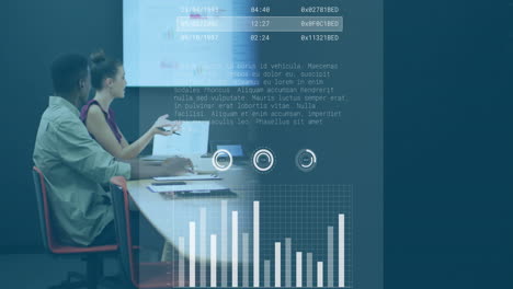 animación del procesamiento de datos sobre diversas personas de negocios en la reunión