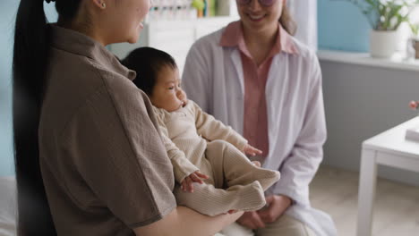 baby checkup with pediatrician