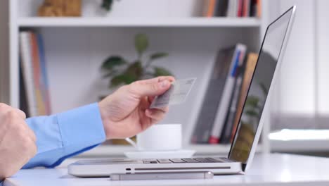 compras en línea con tarjeta de crédito