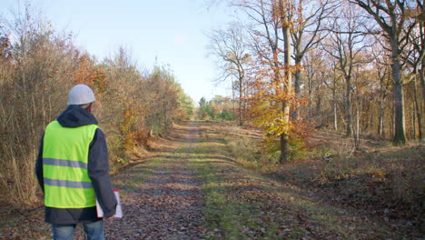 isolated countryside track