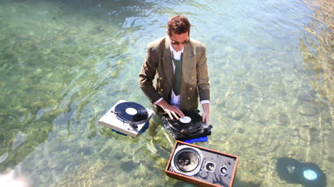 water dj 00