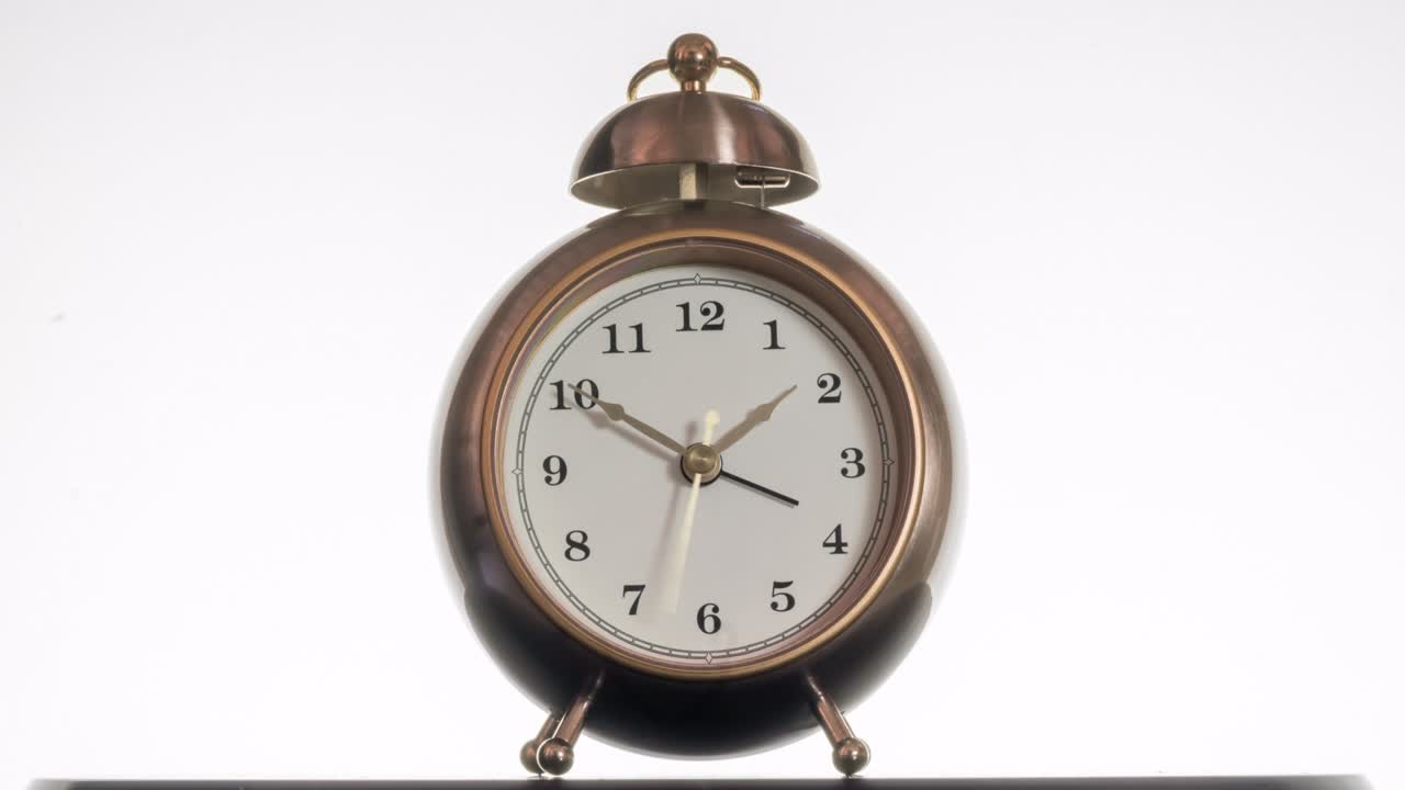 알람 시계는 색 배경에서 시간 지연을 실행합니다.