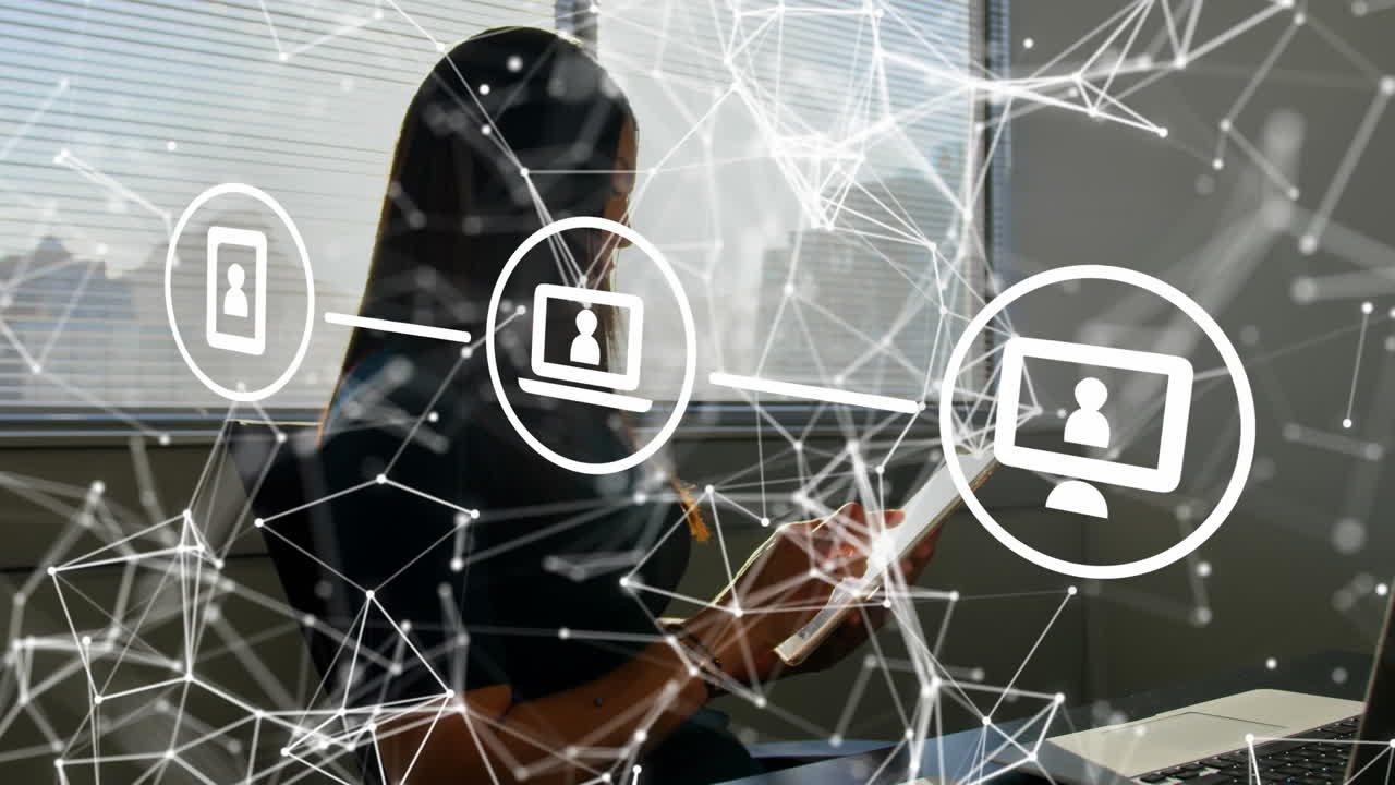 animación de conexiones con íconos sobre mujer de negocios biracial con tableta en la oficina