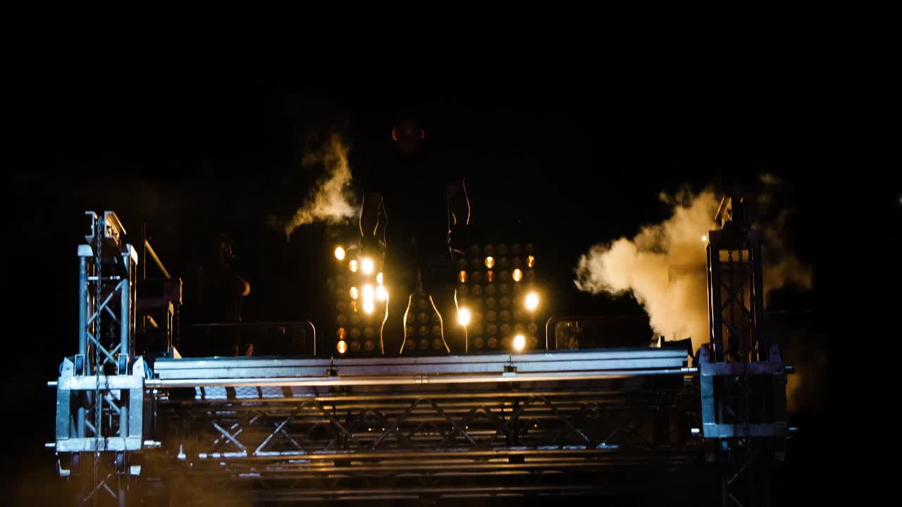 무대에서 무술 공연