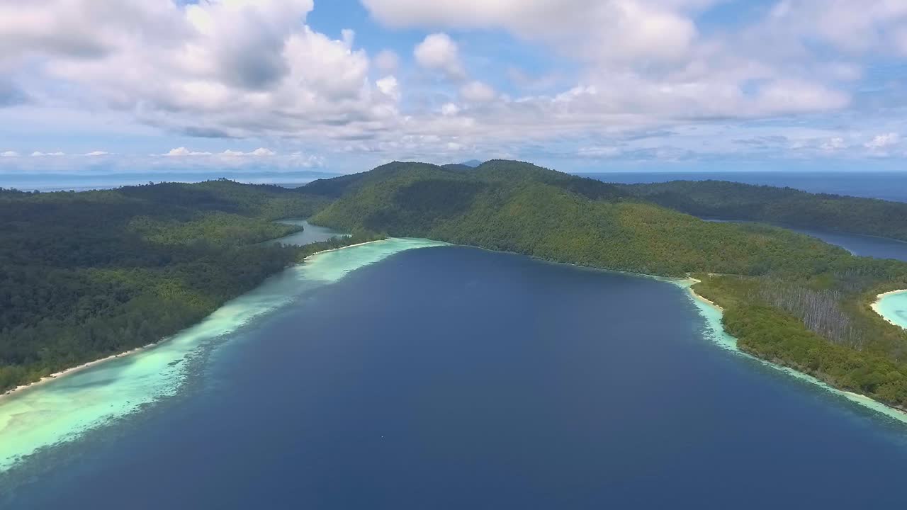 Large extent capture of the islands, North Maluku, Indonesia.