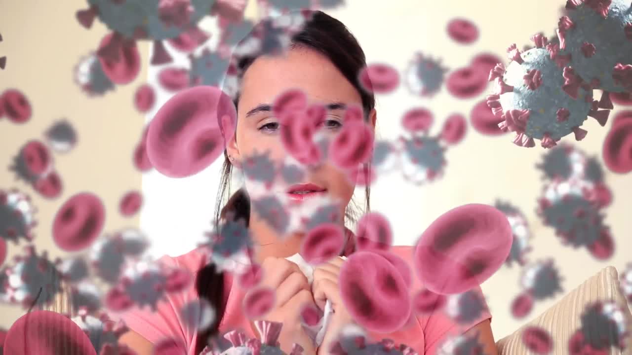 animación de células de covid 19 flotando sobre una mujer enferma