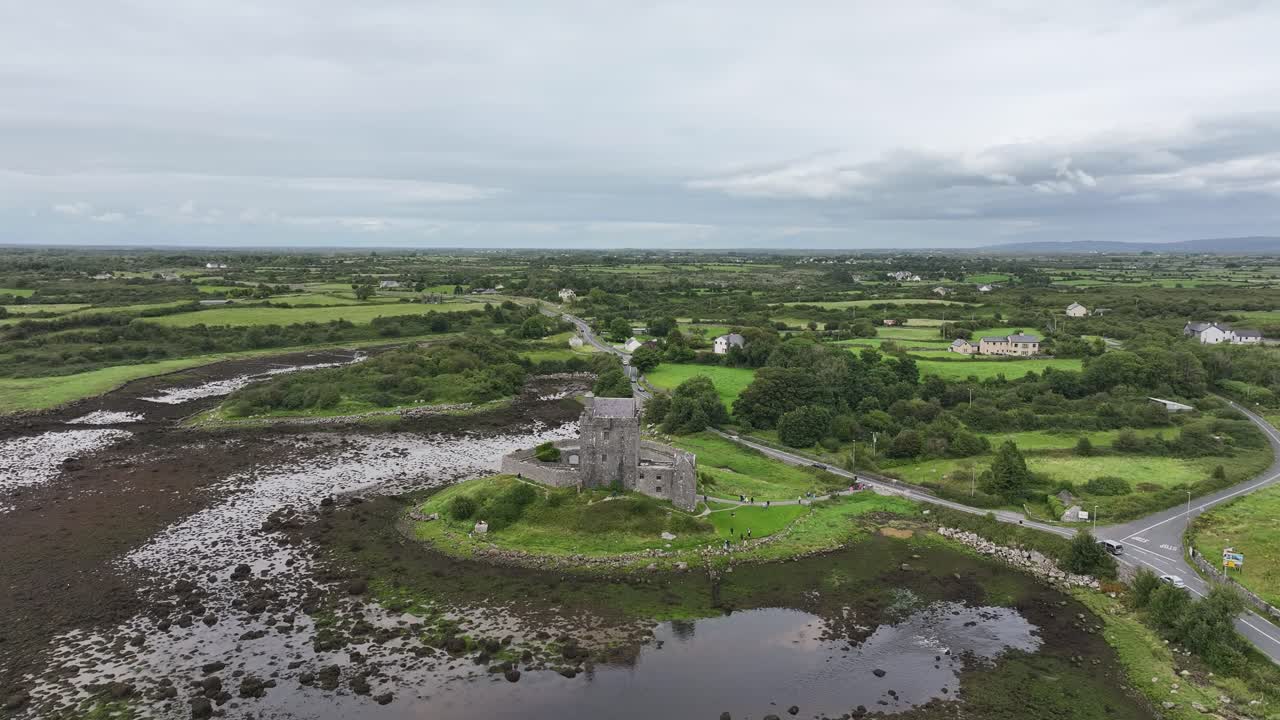 aerial de la fortaleza del castillo irlandés