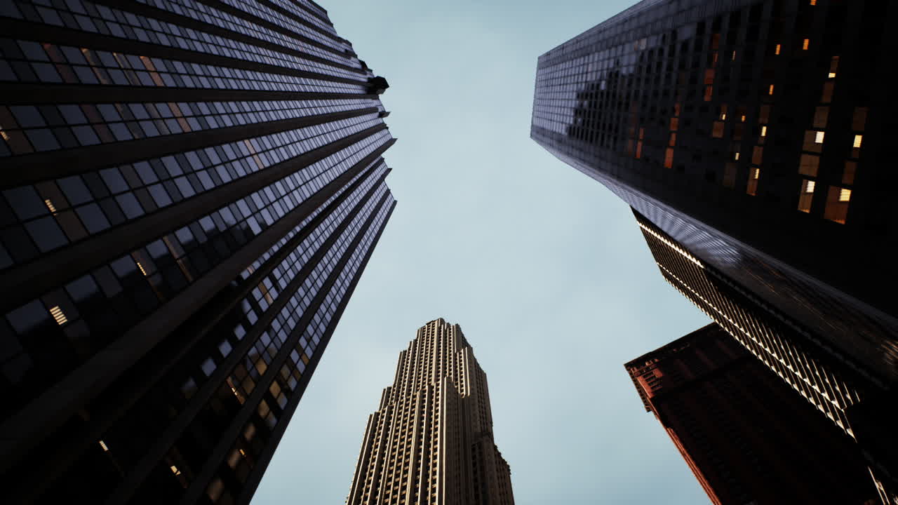 mirando los rascacielos de una ciudad