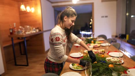 decoración de la mesa para la cena de navidad