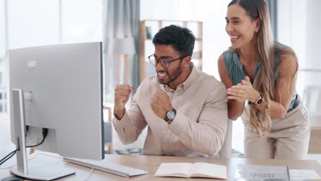 High-Five,-Büro--Und-Geschäftsleute-Mit-Erfolg