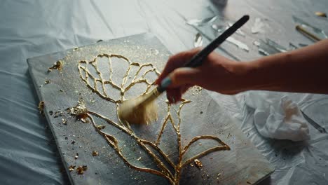 gold leaf tulip painting process