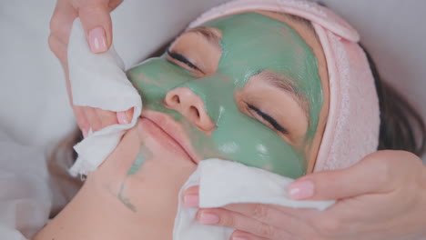 facial mask application and removal